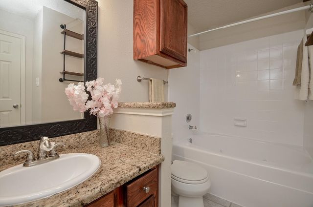 2300 Old Spanish Trail 1092, Houston, TX 77054