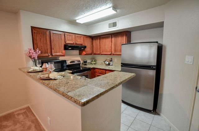 2300 Old Spanish Trail 1092, Houston, TX 77054