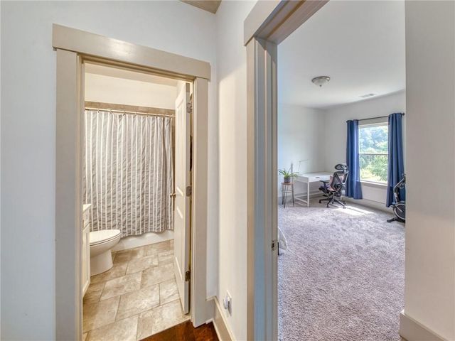 835 Rolling Hill NW, Kennesaw, GA 30152
