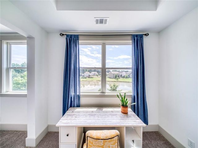 835 Rolling Hill NW, Kennesaw, GA 30152