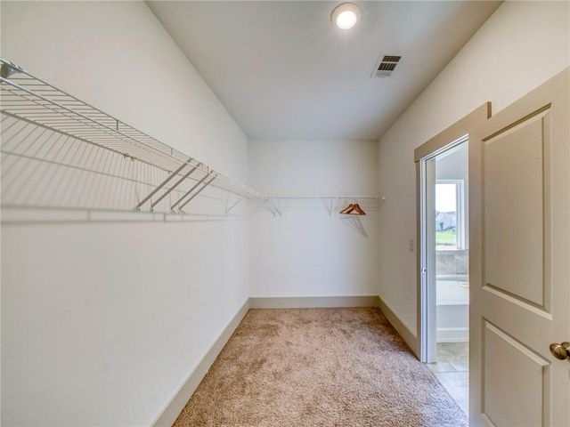 835 Rolling Hill NW, Kennesaw, GA 30152