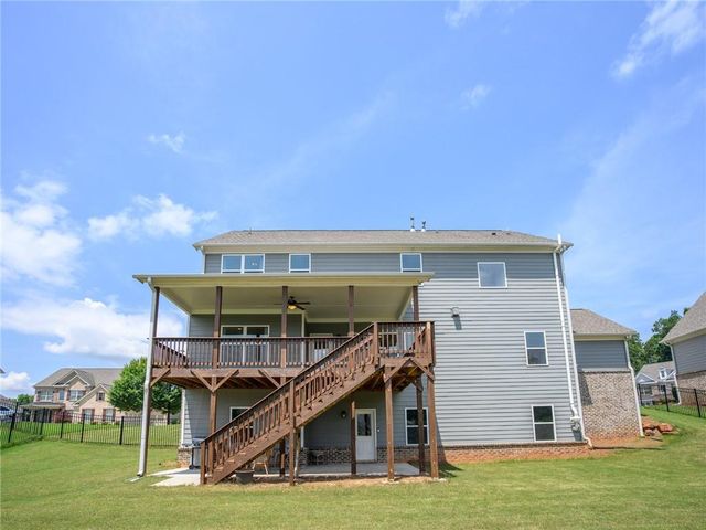 835 Rolling Hill NW, Kennesaw, GA 30152