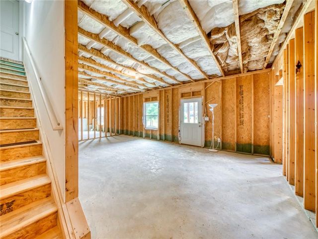 835 Rolling Hill NW, Kennesaw, GA 30152
