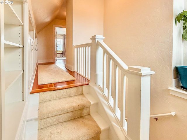 342 W CHAPMAN Ave, Roseburg, OR 97470