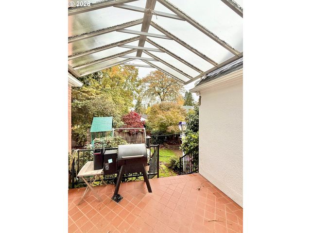 342 W CHAPMAN Ave, Roseburg, OR 97470