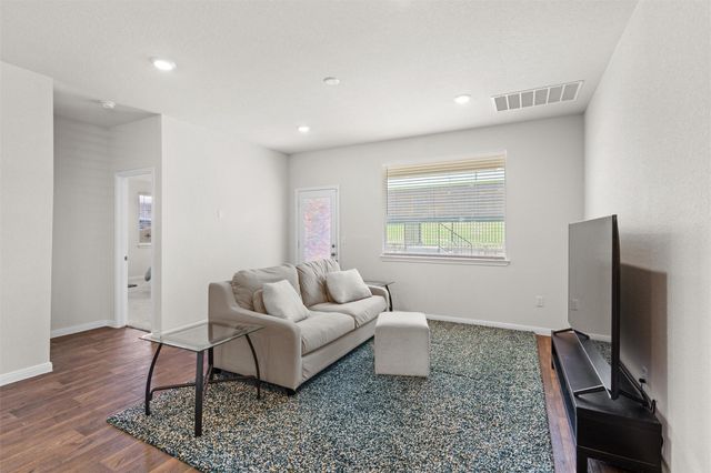 228 Brooklyn DR, Georgetown, TX 78626