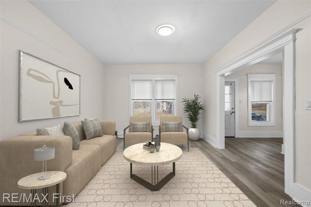 556 Leicester Court, Detroit, MI 48202