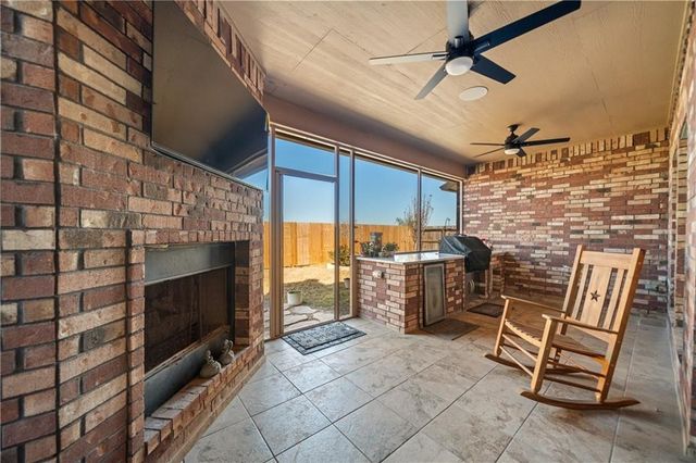 2429 Badlands Dr, Corpus Christi, TX 78414