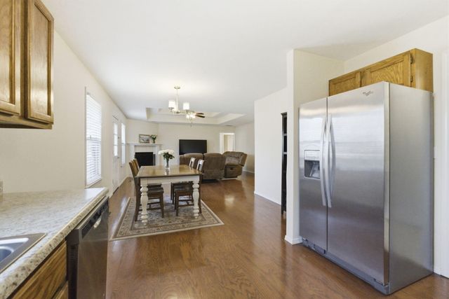 3935 W Wayland Street, Springfield, MO 65807