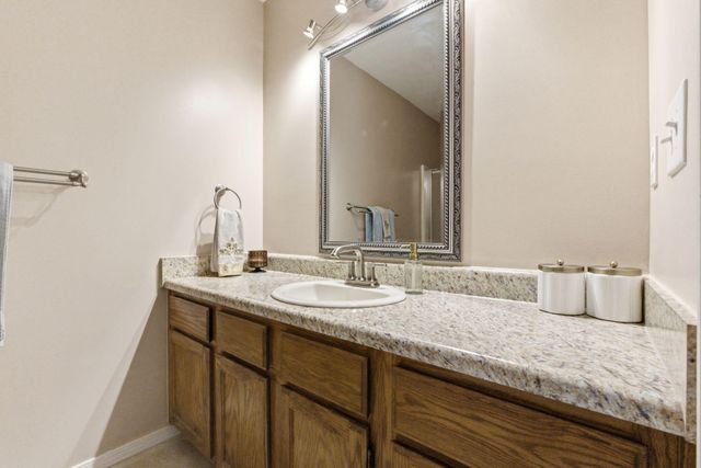 3935 W Wayland Street, Springfield, MO 65807