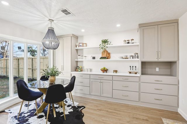 950 Buoy Road, Houston, TX 77062