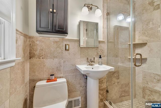 145 Merritt Drive, Oradell, NJ 07649
