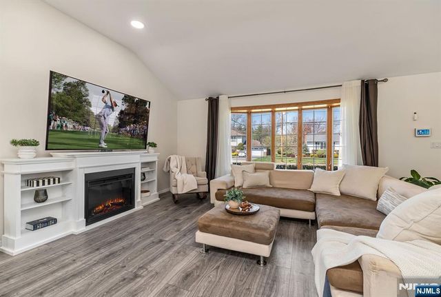 145 Merritt Drive, Oradell, NJ 07649