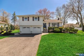 145 Merritt Drive, Oradell, NJ 07649