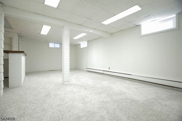 44 Colonia Pl, Woodbridge Twp., NJ 07067