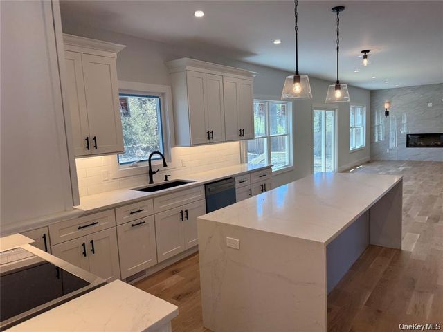 3 Lotto Court, Lake Grove, NY 11755