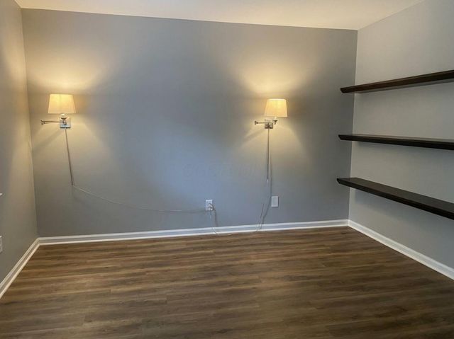 50 W Russell Street, Columbus, OH 43215