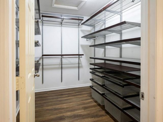 50 W Russell Street, Columbus, OH 43215