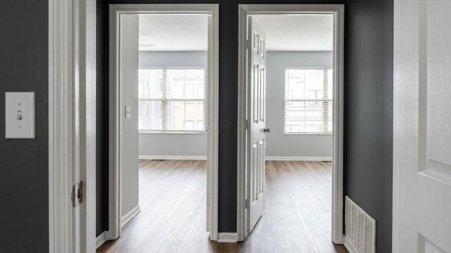 50 W Russell Street, Columbus, OH 43215