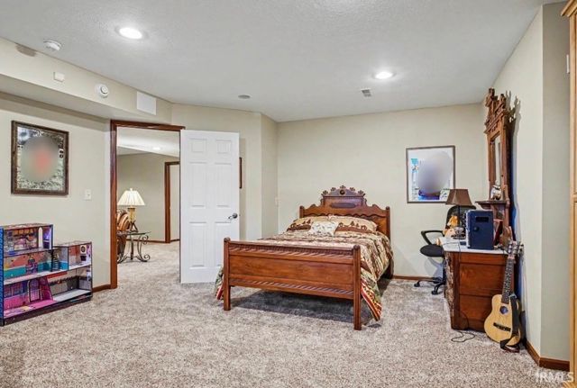 30081 Quail Pointe Drive, Granger, IN 46530