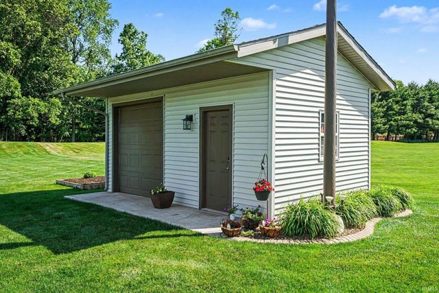 30081 Quail Pointe Drive, Granger, IN 46530