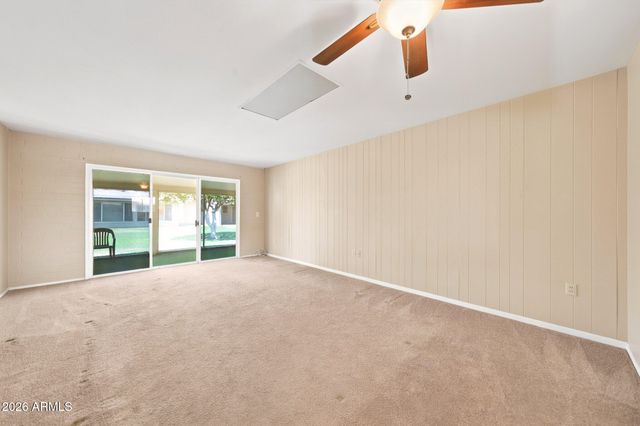 10420 W CORTE DEL SOL OESTE --, Sun City, AZ 85351