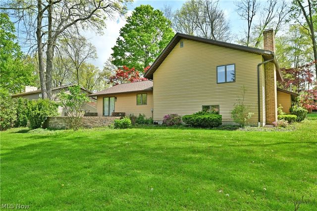 6632 Harrington Avenue, Youngstown, OH 44512