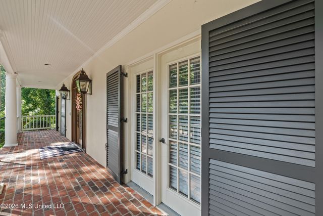 16 Dunleith Court, Hattiesburg, MS 39402