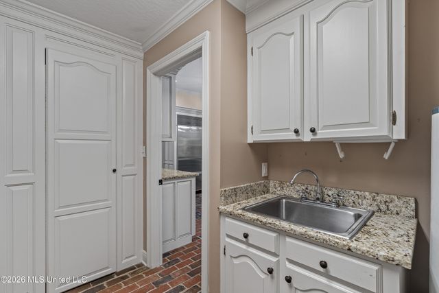 16 Dunleith Court, Hattiesburg, MS 39402