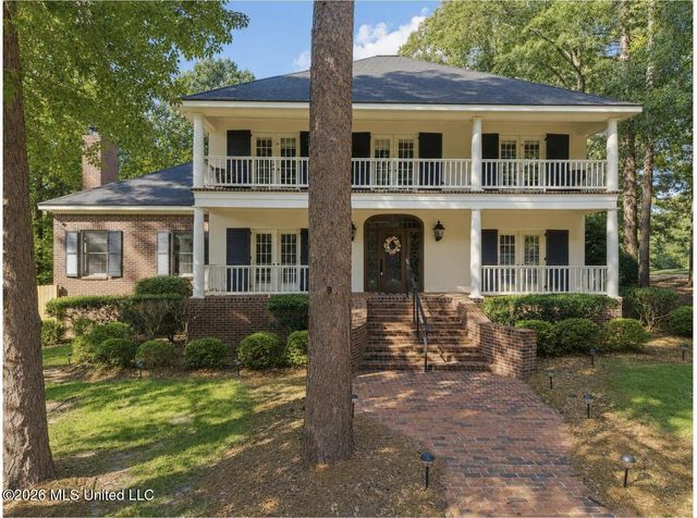 16 Dunleith Court, Hattiesburg, MS 39402