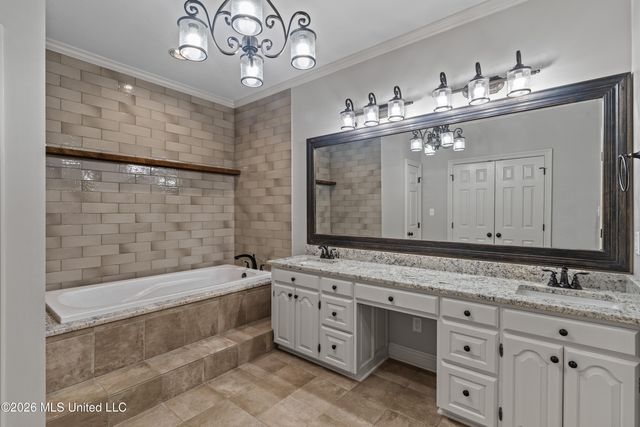 16 Dunleith Court, Hattiesburg, MS 39402