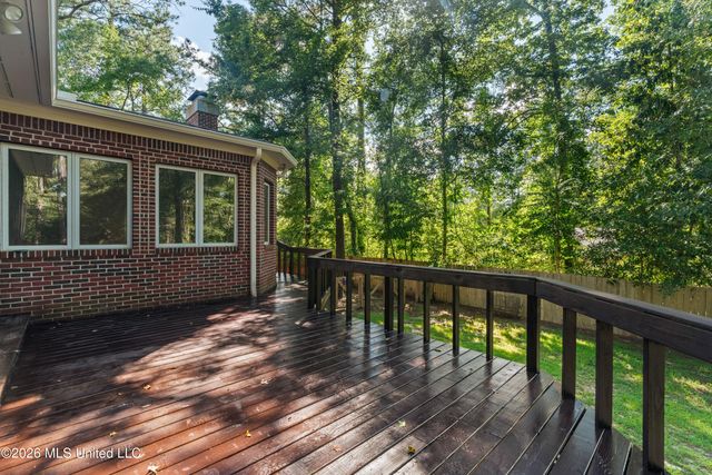 16 Dunleith Court, Hattiesburg, MS 39402