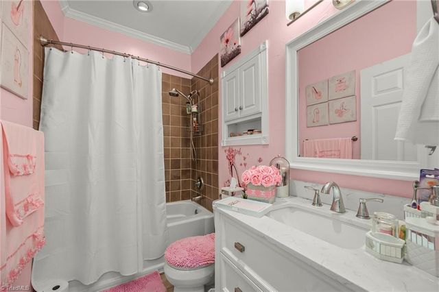 4460 Greenfield Way Drive, Winston-salem, NC 27103