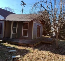 2245 W Frank Scott Parkway, Belleville, IL 62223