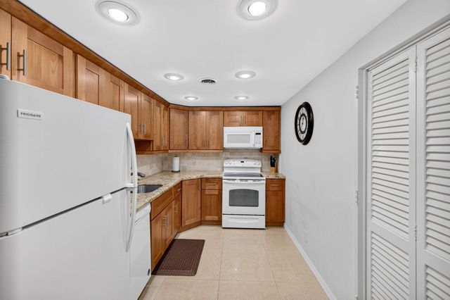 4250 Galt Ocean Drive 12g, Fort Lauderdale, FL 33308