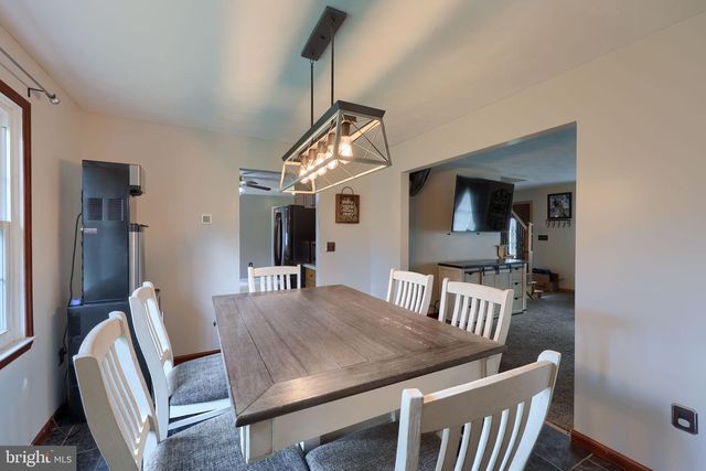 1955 BRIAN LN, York, PA 17404