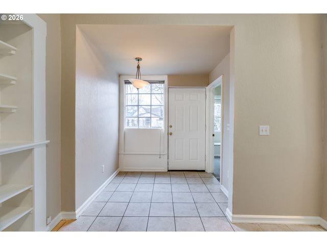 5814 N MISSISSIPPI Ave, Portland, OR 97217