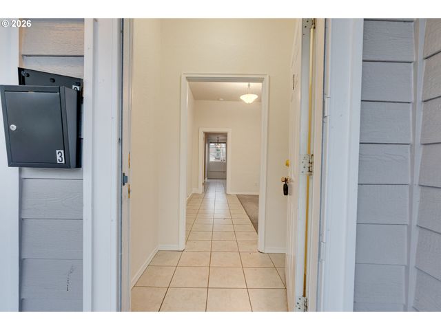 5814 N MISSISSIPPI Ave, Portland, OR 97217