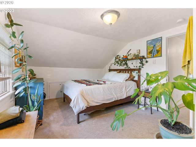 5814 N MISSISSIPPI Ave, Portland, OR 97217