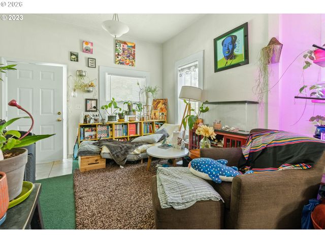 5814 N MISSISSIPPI Ave, Portland, OR 97217