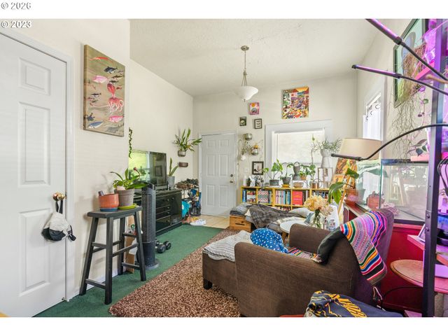 5814 N MISSISSIPPI Ave, Portland, OR 97217