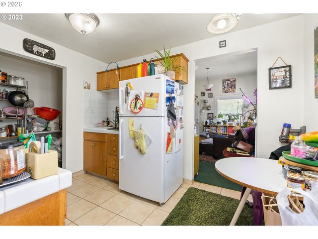 5814 N MISSISSIPPI Ave, Portland, OR 97217