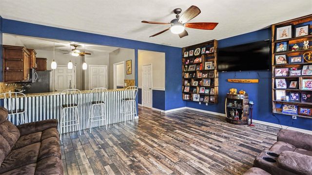 238 Bass Pond Glen Drive, Nicholasville, KY 40356