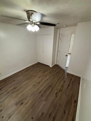 1121 NE 13TH AVENUE, Ocala, FL 34470