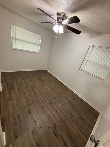 1121 NE 13TH AVENUE, Ocala, FL 34470