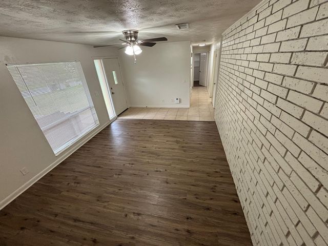 1121 NE 13TH AVENUE, Ocala, FL 34470