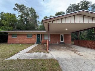 1121 NE 13TH AVENUE, Ocala, FL 34470