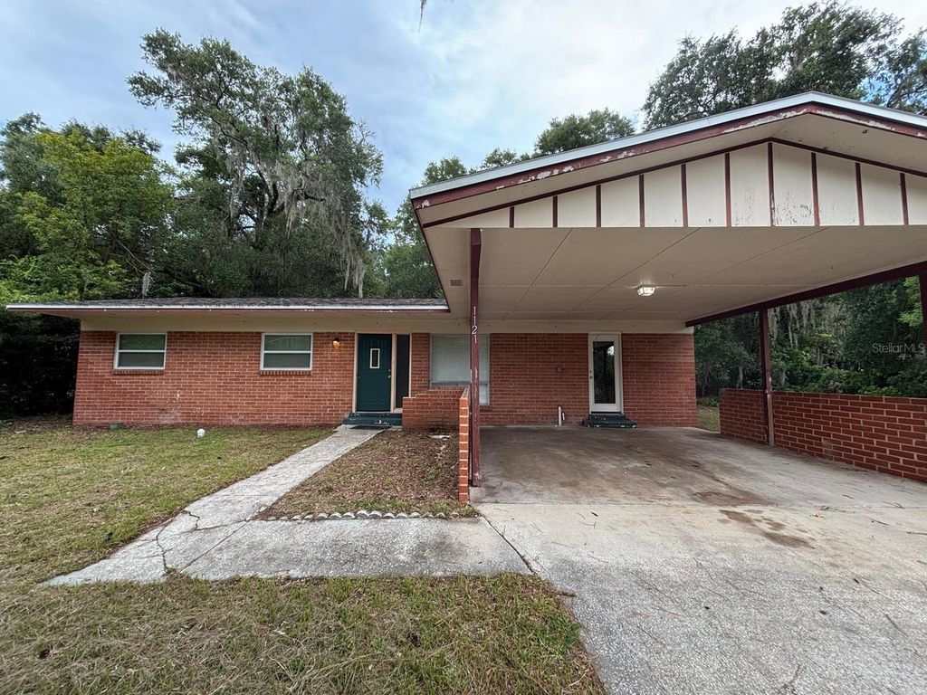 1121 NE 13TH AVENUE, Ocala, FL 34470
