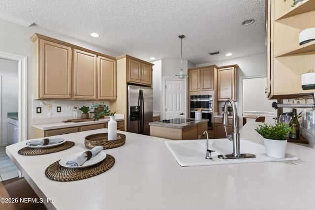 413 RIVER BIRCH Lane, Fleming Island, FL 32003