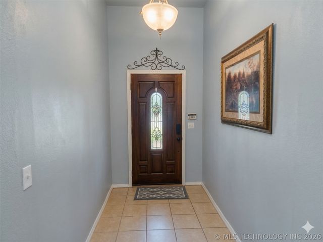 12325 Longhorn Circle, Glenpool, OK 74066